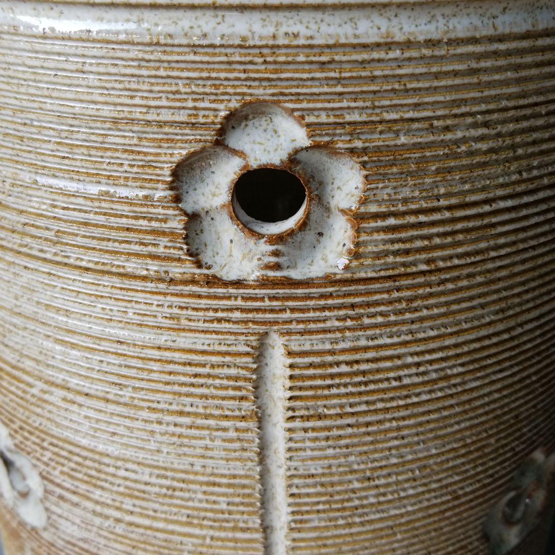 信楽焼傘立て  白花小紋 高さ４７cm