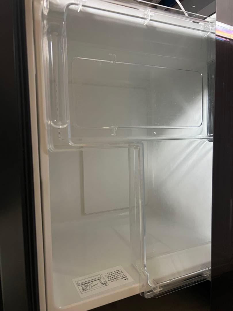 【キムドヨン】Hisense 3ドア冷凍冷蔵庫 ダークブラウン2019年製