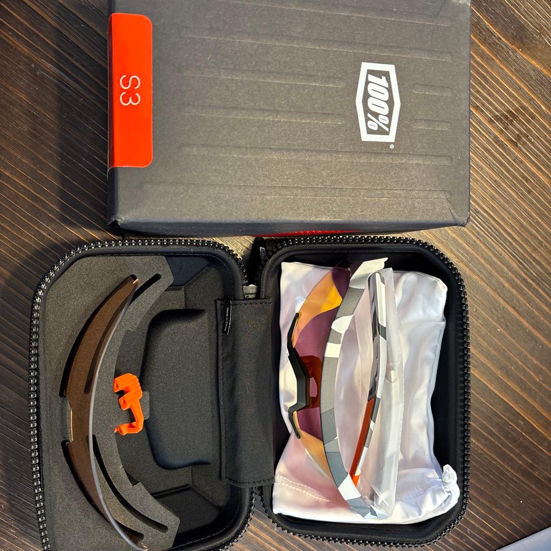 ウェア 100% S3 Sport Performance Sunglasse