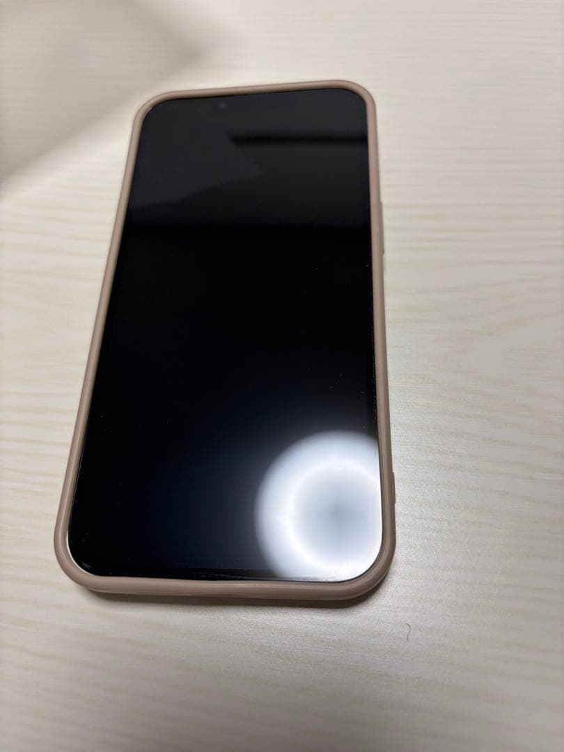 Apple iPhone13 256GB スターライト　スマートフォン本体