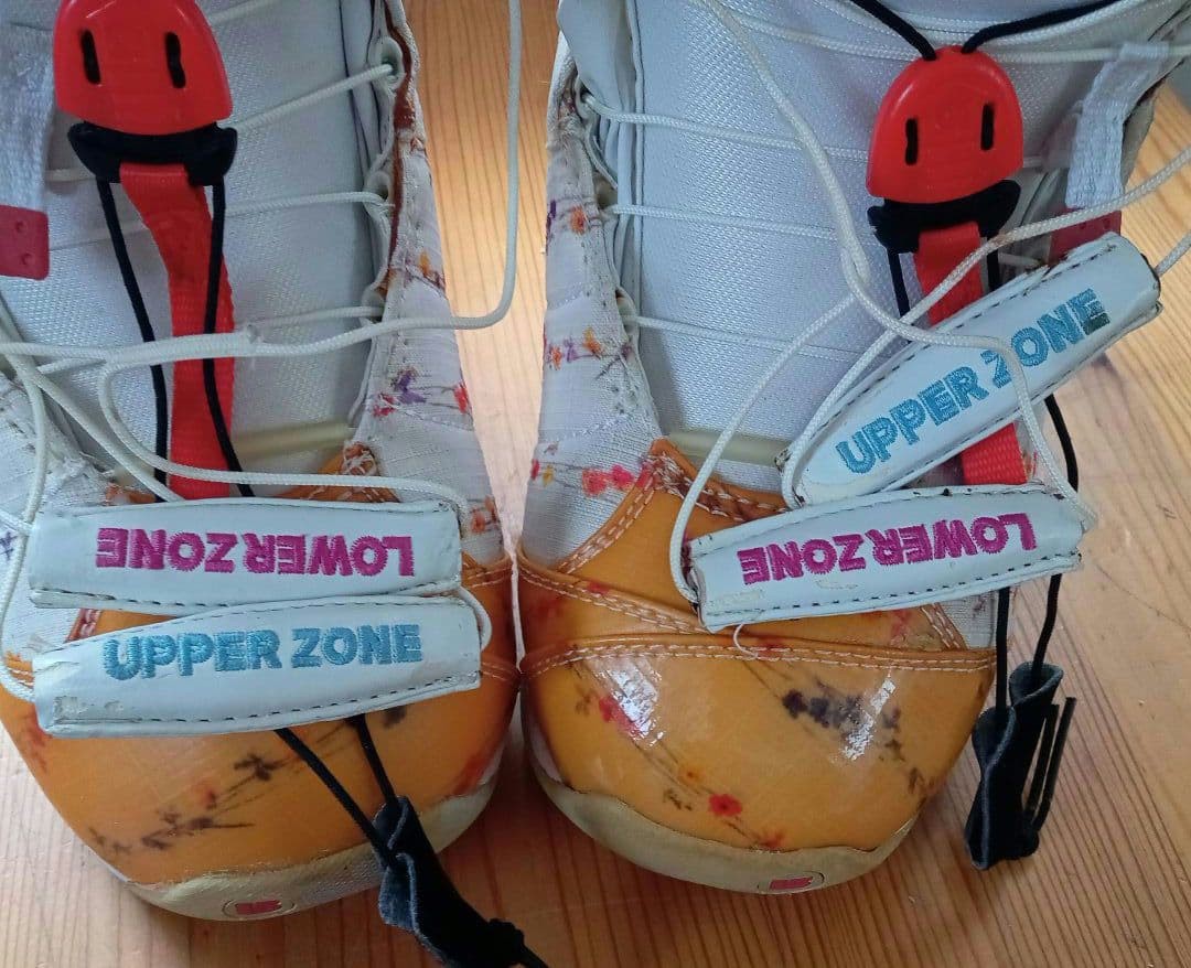 burton 女性用スノーボードブーツ