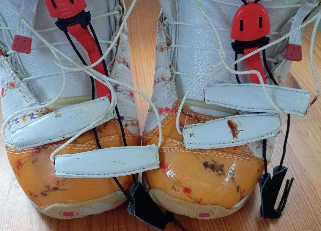 burton 女性用スノーボードブーツ