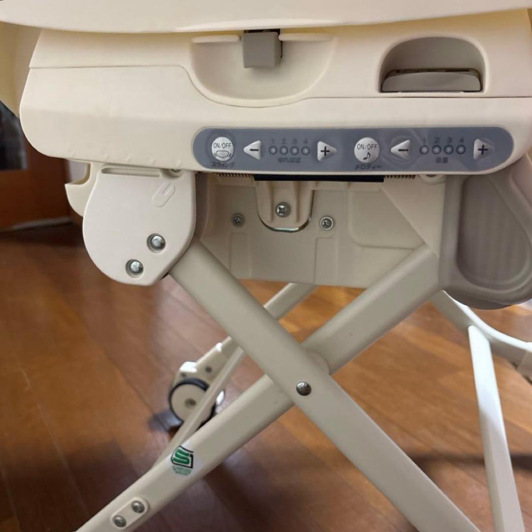 【メルカリ市限定価格】Combi ネムリラ オートスイング 電動 ハイローチェア