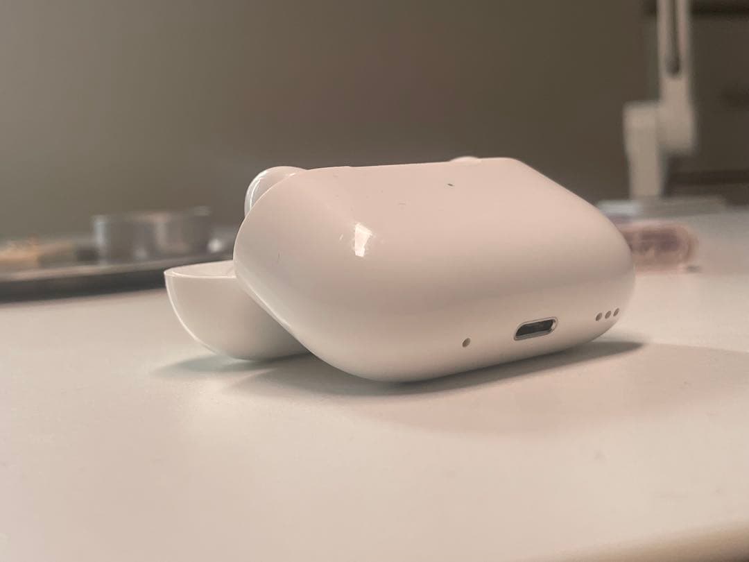 イヤホン Airpods Pro 2 (Lightning)