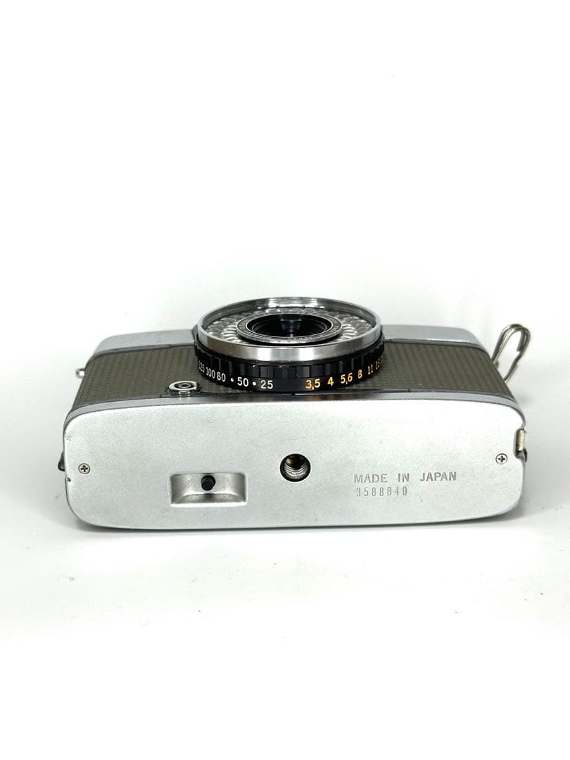 OLYMPUS フィルムカメラ PEN EE-2★良品★A349