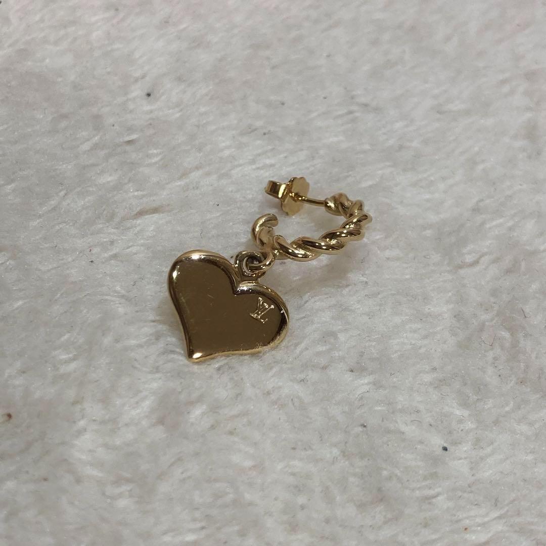 ！美品！　ルイヴィトン　ハート　ゴールドピアス