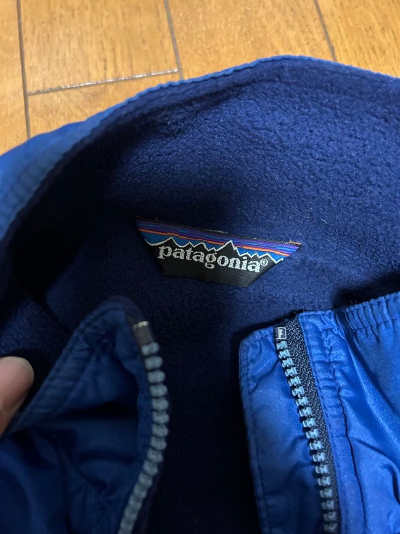 Patagonia ナイロンジャケット シェルドシンチラ　青