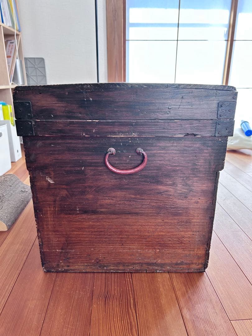 古道具　物入れ　木箱　小さい長持ち