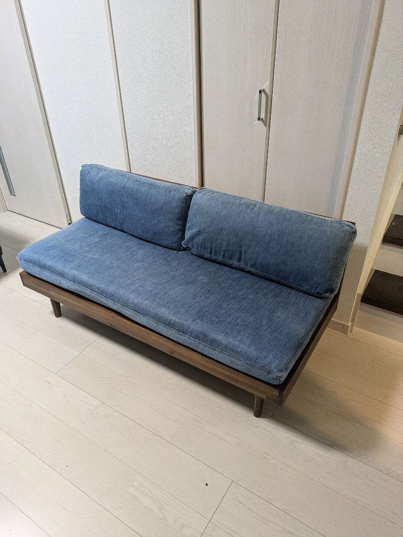 unico(ウニコ)、SWELLA(スウェラ)シリーズ、ベンチアーム