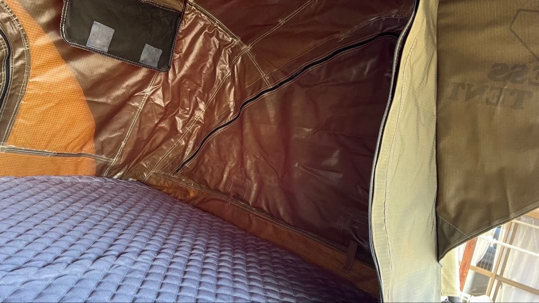 電動　ルーフテント