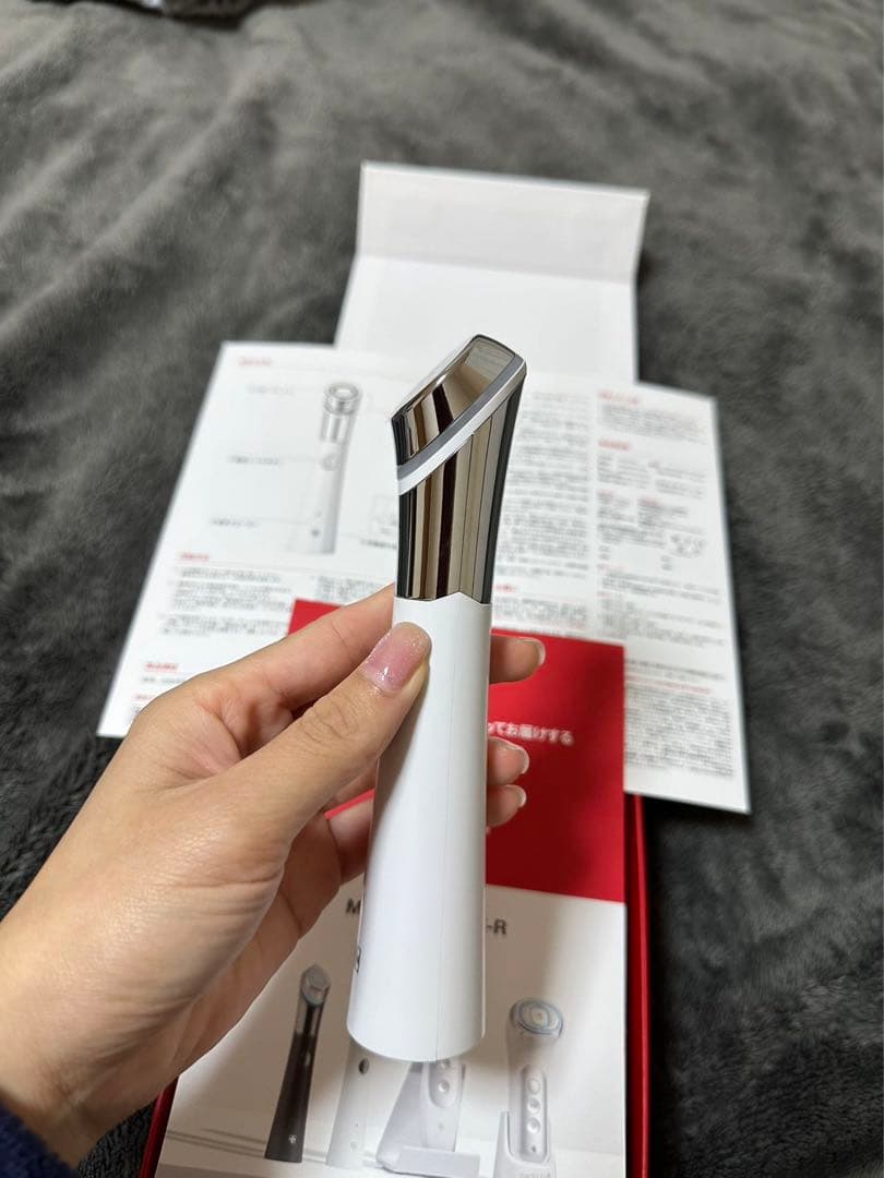 medicube AGE-R 美顔器