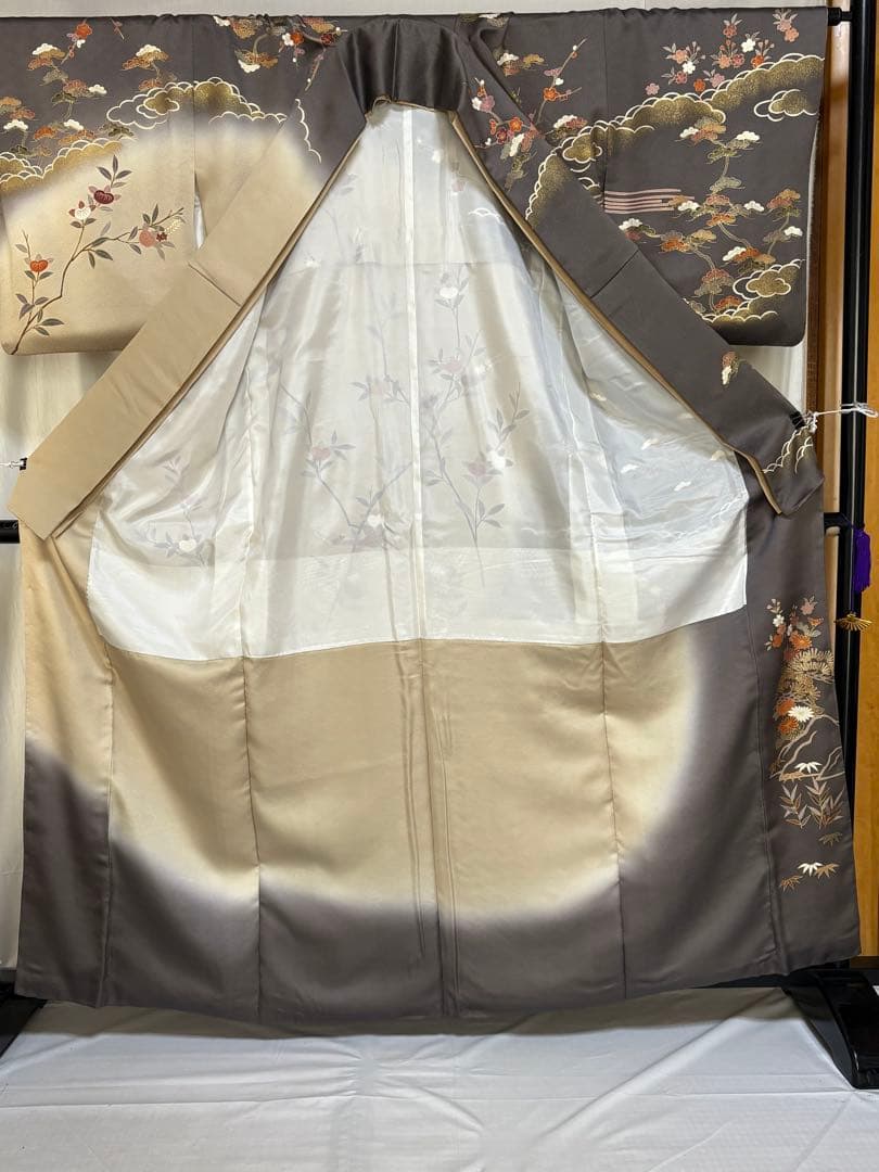 訪問着、幅広サイズ、重ね襟付き、金彩、吉兆柄、正絹.No512A