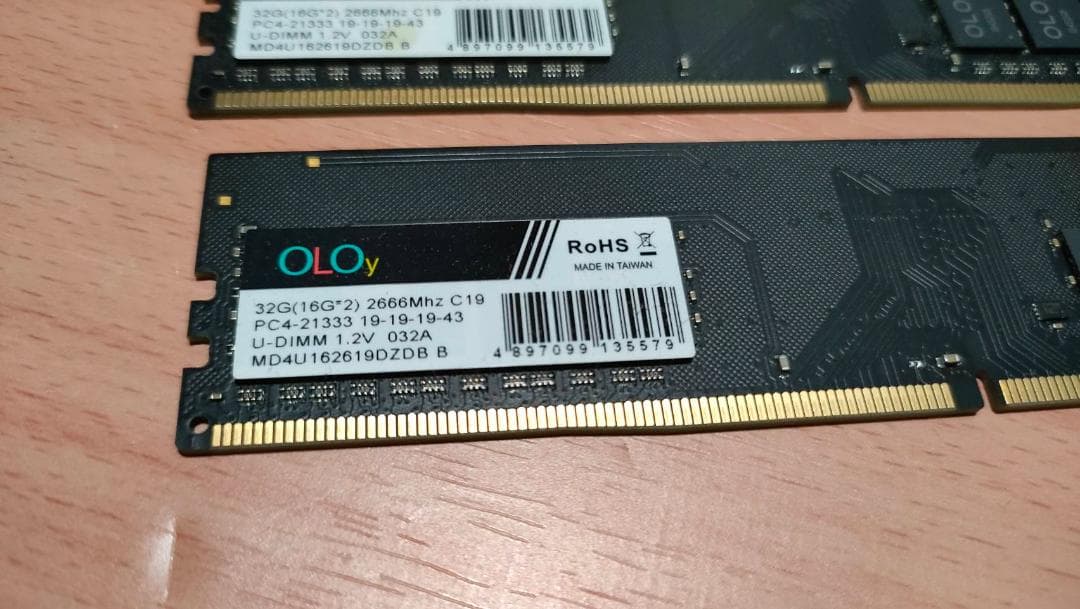 OLOy DDR4 2666Mhz （PC4-21300） 16GBx2枚