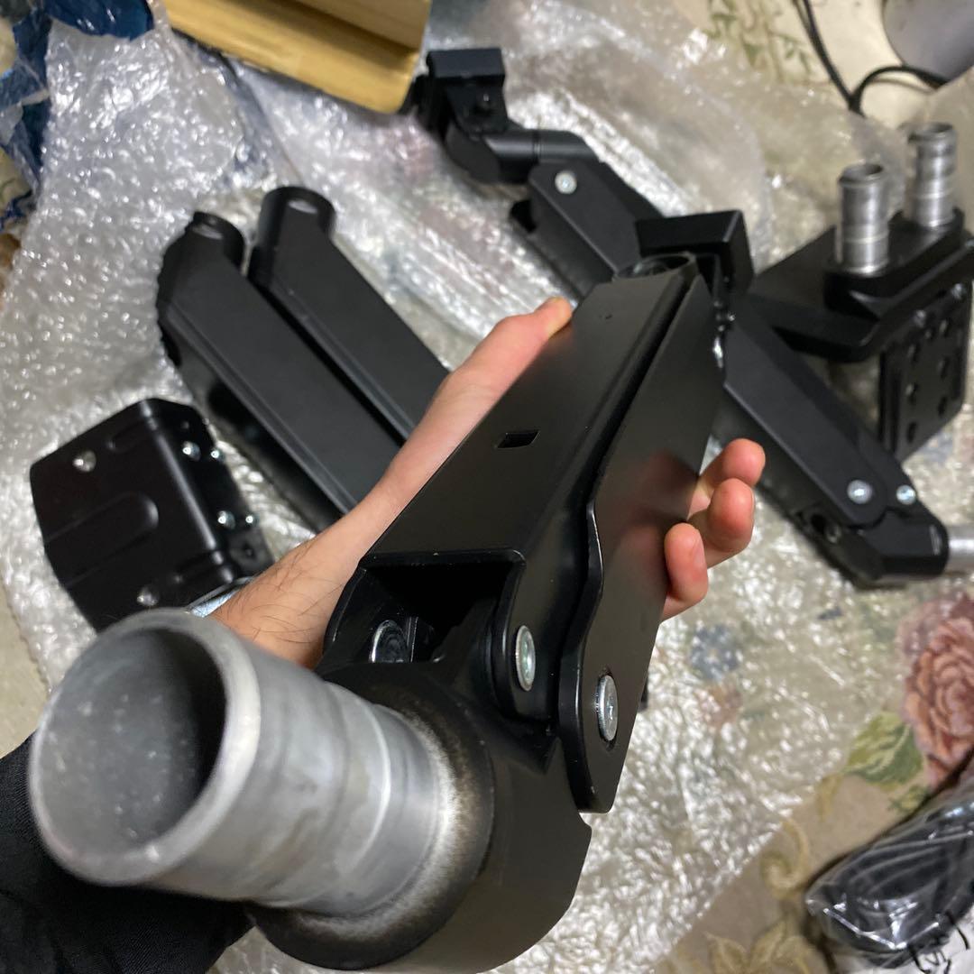 デュアルモニターアーム + Asus 27\" 3d 120hzモニター