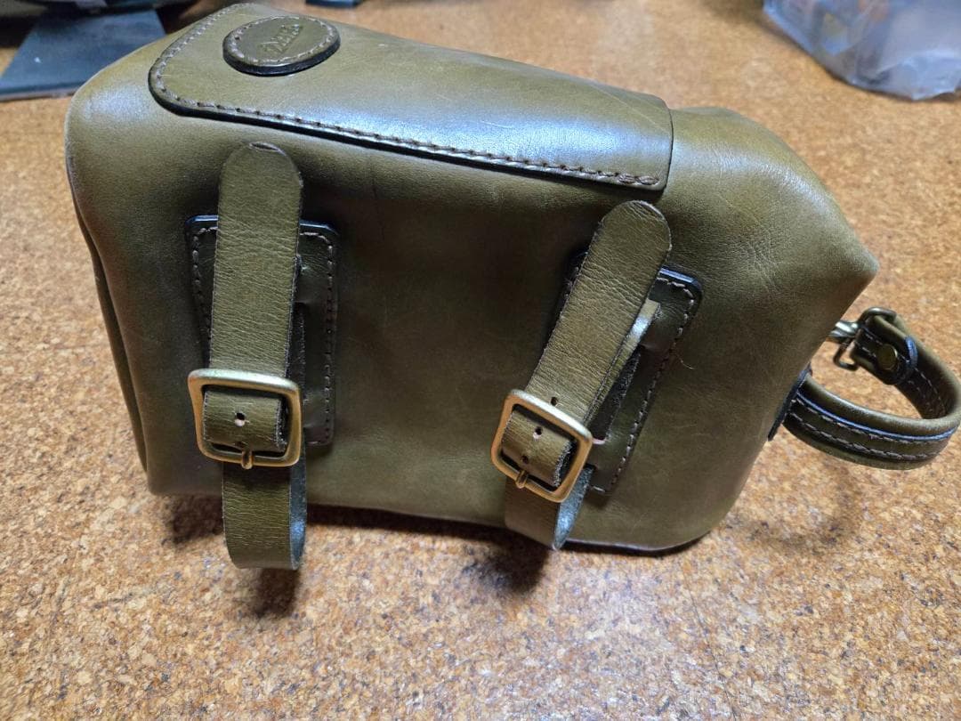 アレックスモールトン　HERZ ヘルツ製　バック　中古