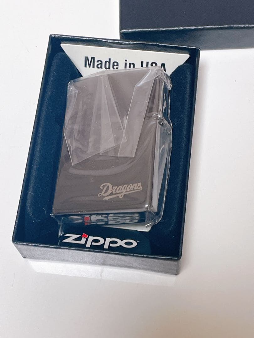 （新品）中日ドラゴンズ　2011年優勝記念Zippoライター ＆ボール
