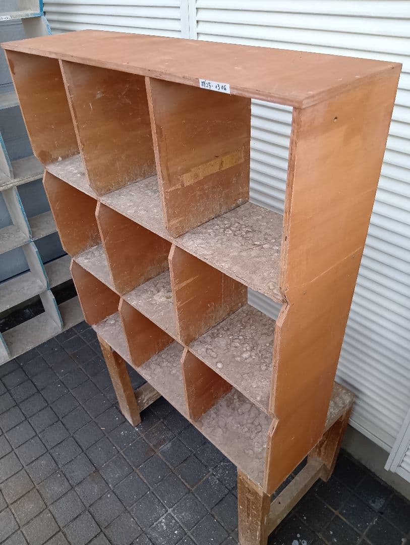 レース とまり木 9仕切りマス目棚　盆栽　苗木棚　工具棚　鳩道具　愛鳩の友レア