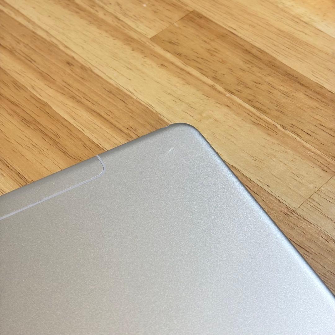 iPad Air 第3世代 64GB SIMフリー