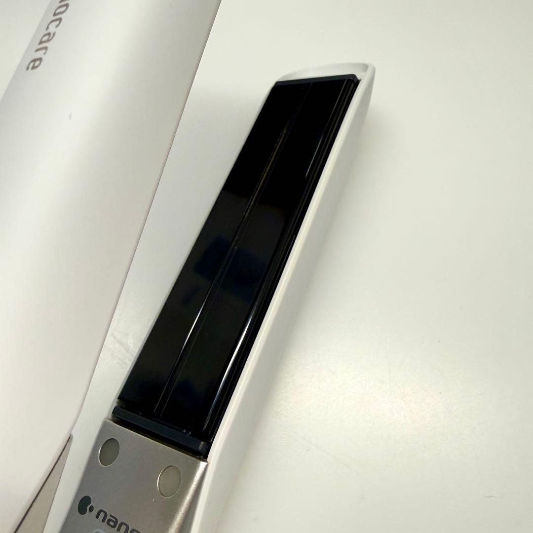 Panasonic ストレートアイロン ナノケア　EH-HS0J ホワイト