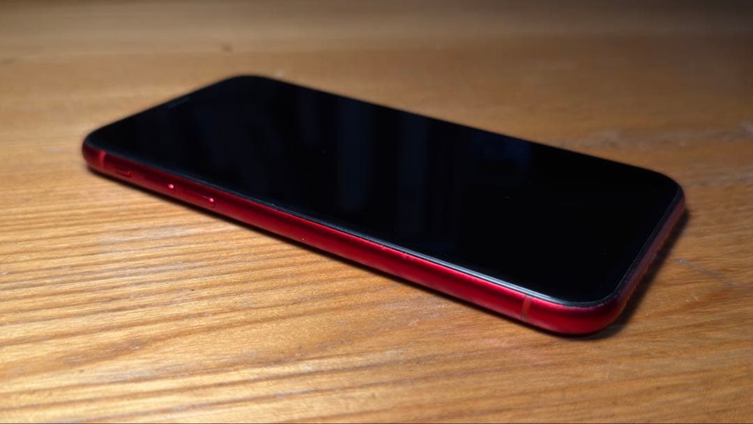 iPhone XR 赤 本体 6.1インチ