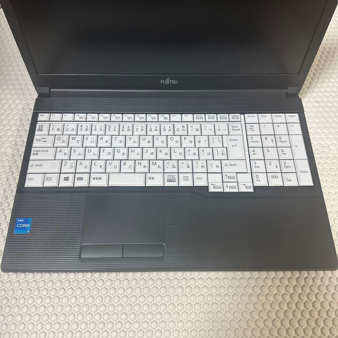 美品富士通A5511/I5十一世代/16G/512G SSD/15.6FHD