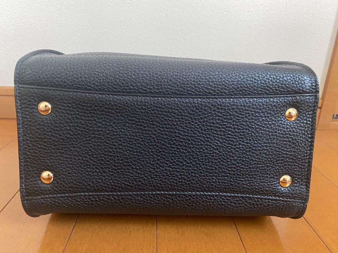 Ferragamo フェラガモ バッグ　21-F478 AMY 黒