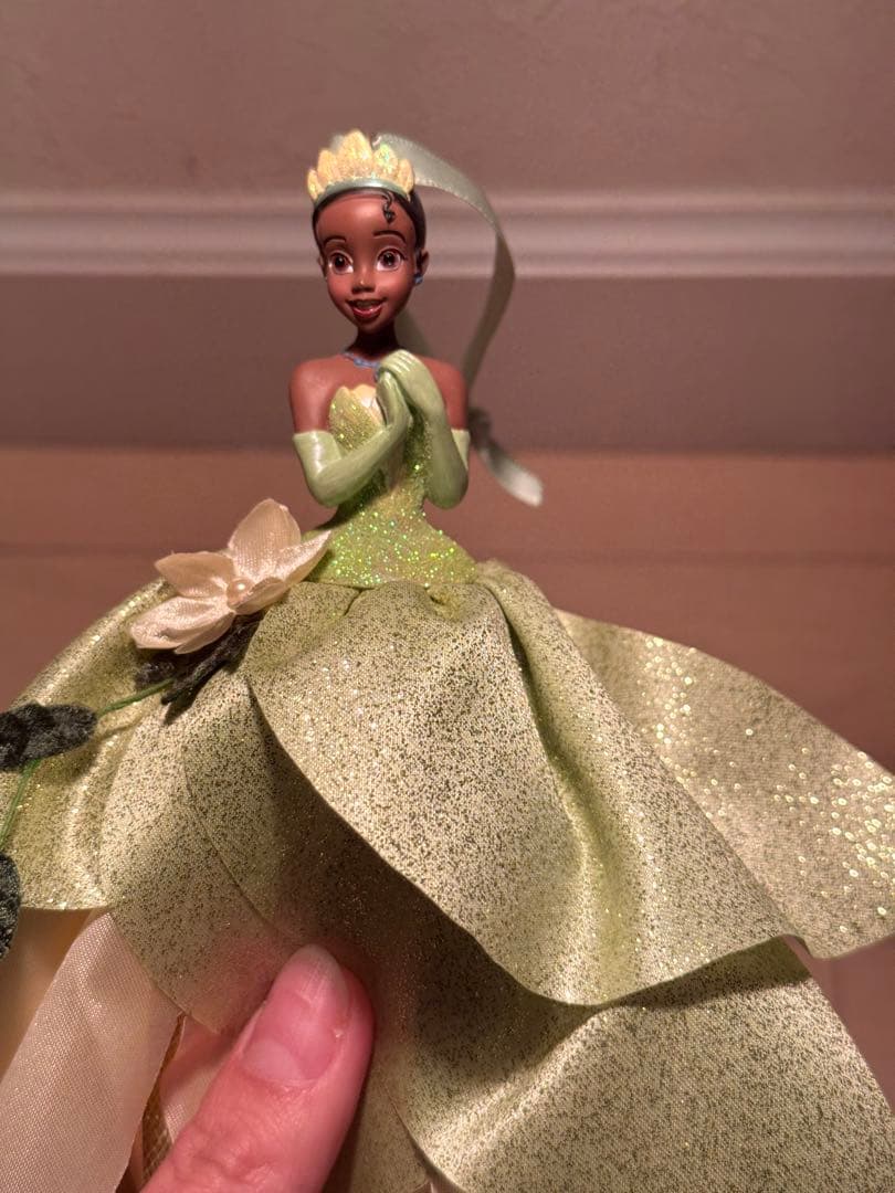 【希少★レア】海外パーク品　プリンセスと魔法のキス　ティアナ　オーナメント