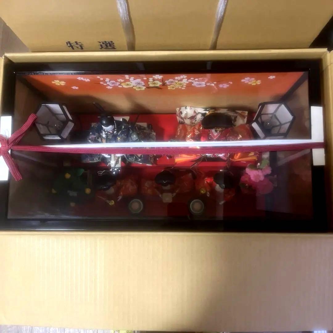 雛人形 三人官女 ぼんぼり.点灯.煌びやかなガラスケース飾り大型配送込み