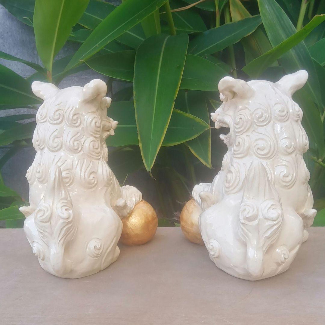 シーサー　白　玉抱き　沖縄　置物　やちむん　魔除け　縁起物