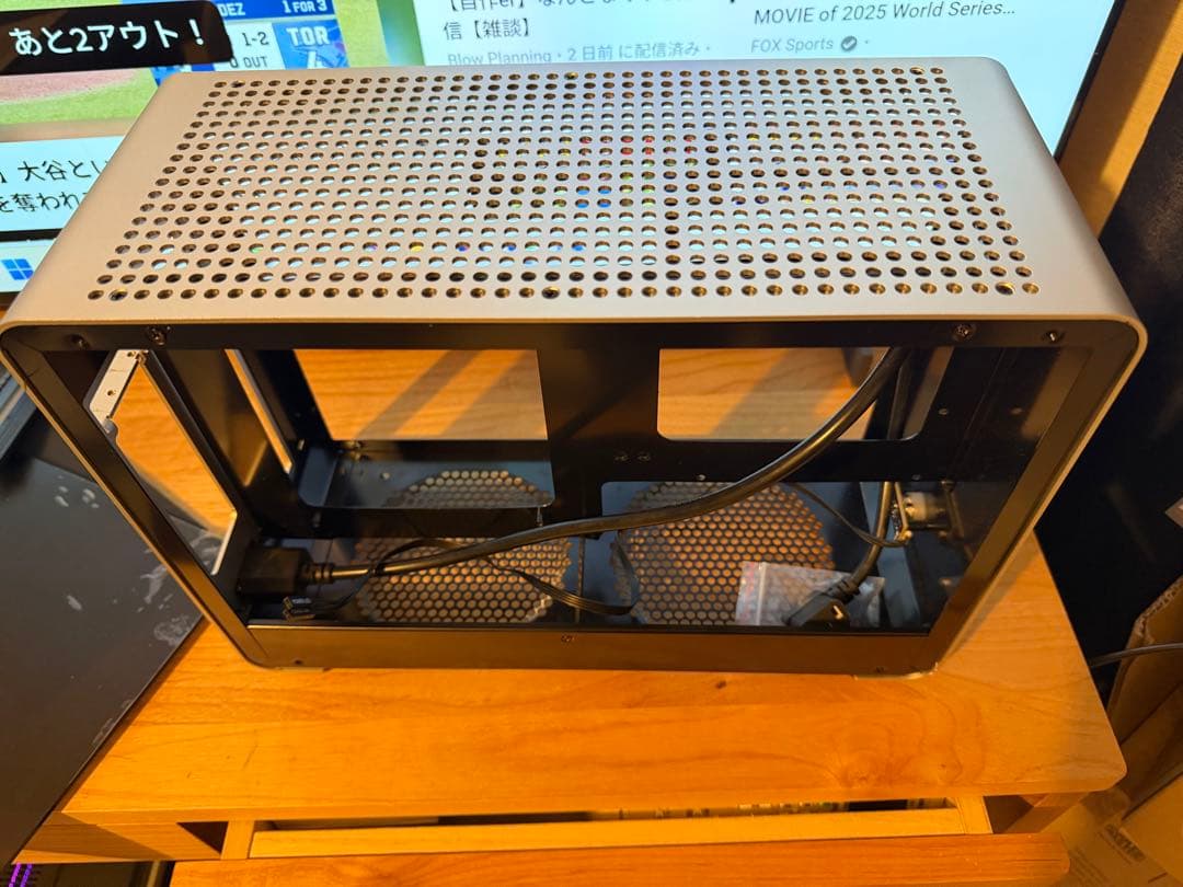 Geeek mini itx ケース
