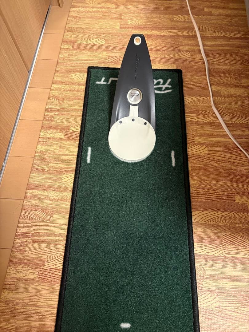 PuttOUT パッティングマット 240cm x 25cm ＋パットトレーナー