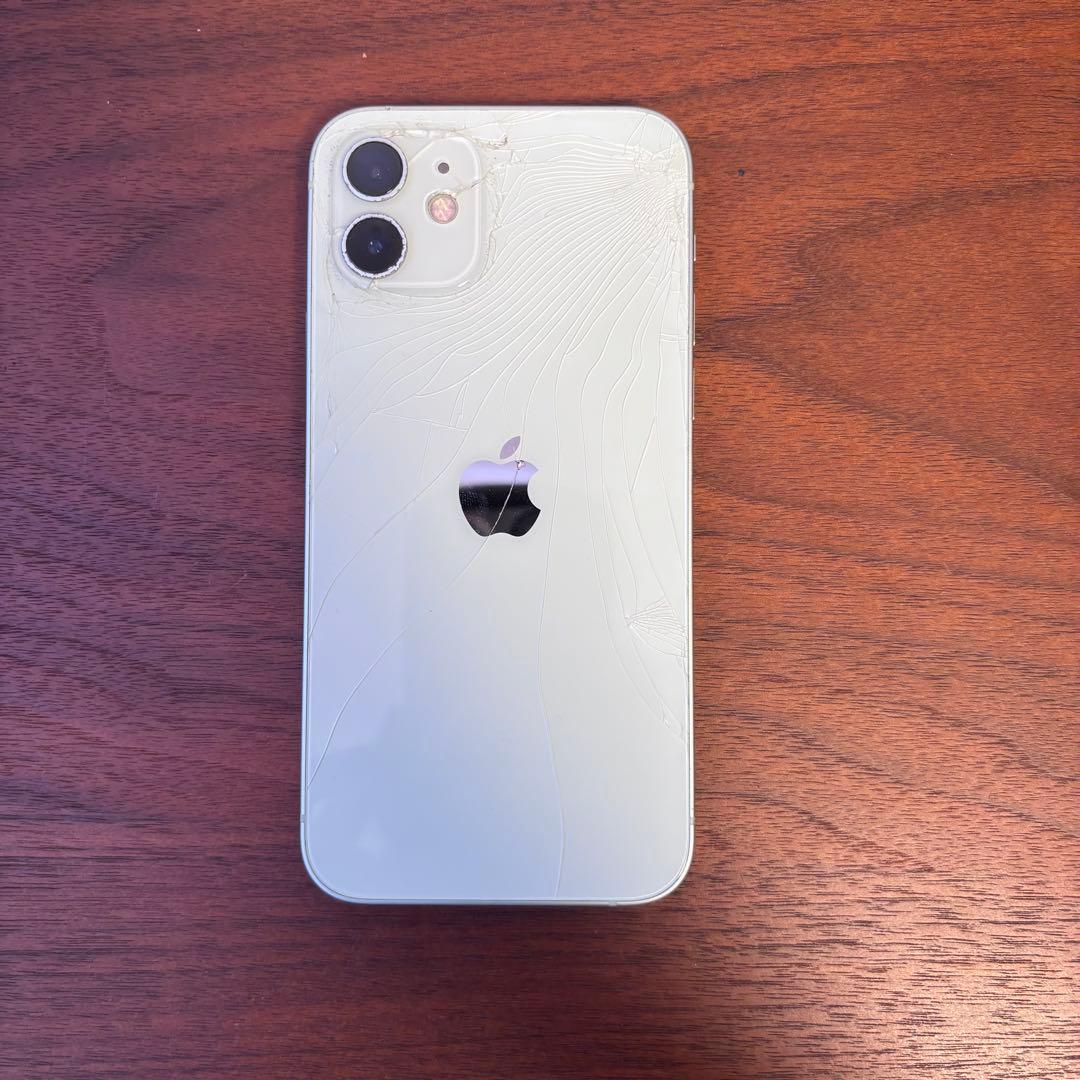 iPhone 12 128GB グリーン simフリー 背面割れあり