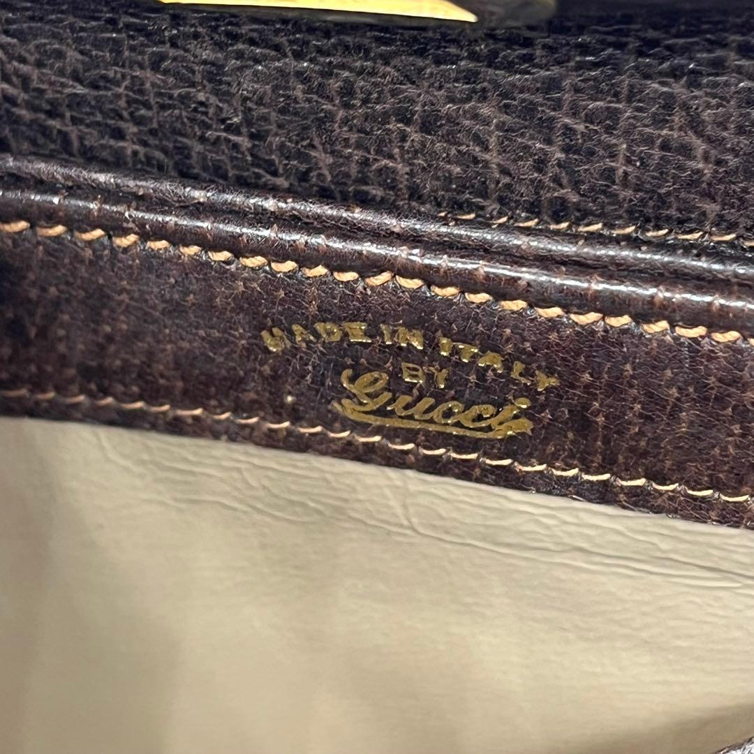 GUCCI ワンショルダーバッグ 肩掛け ターンロック ゴールド金具 レザー 茶