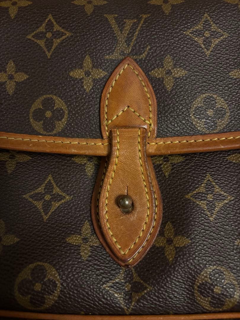 ルイヴィトン モノグラム ジベシエール PM M42248 ショルダーバッグ