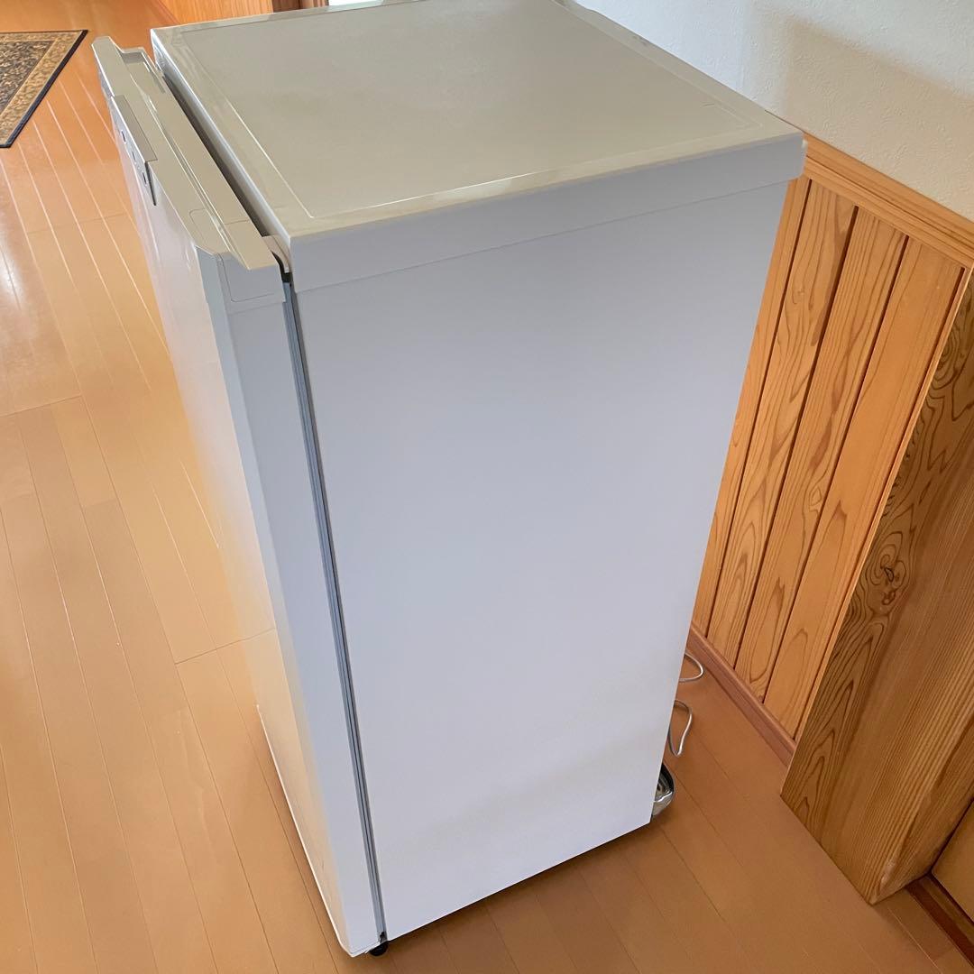 三菱ノンフロン 冷凍庫 MF-U12G-W 2022製