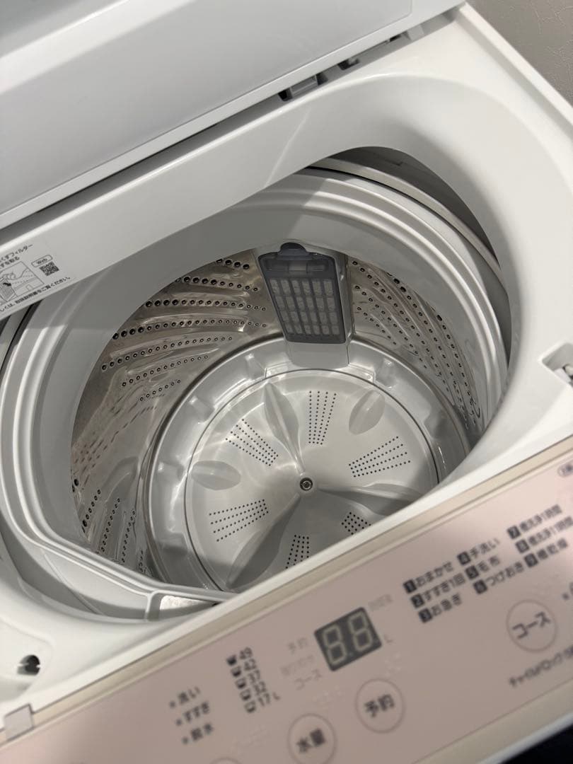 美品 2025年製 パナソニック 全自動電気洗濯機 NA-F6B3