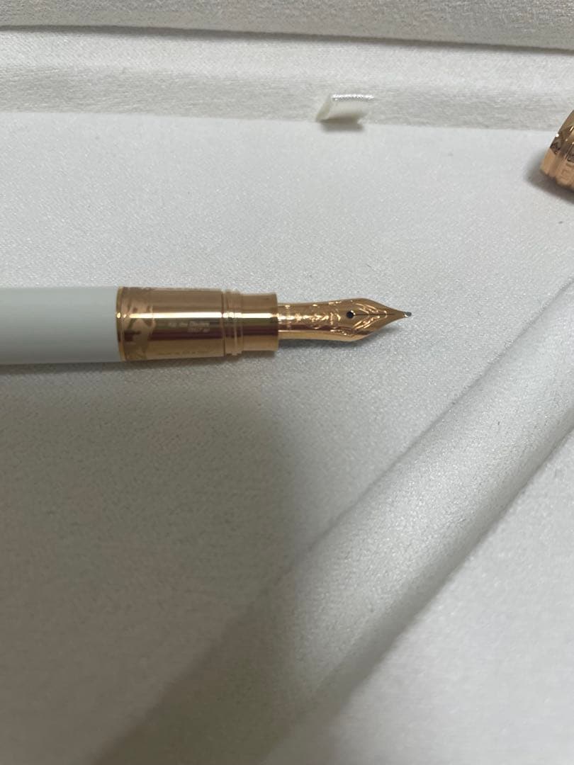 専用新品！モンブラン MONTBLANC モーツアルト トリビュート 万年筆 F