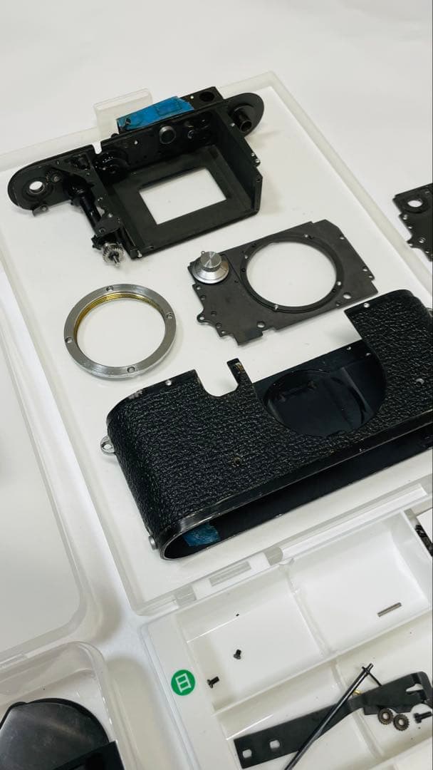 バルナックライカｆⅢ 一台分 分解部品パーツ一式