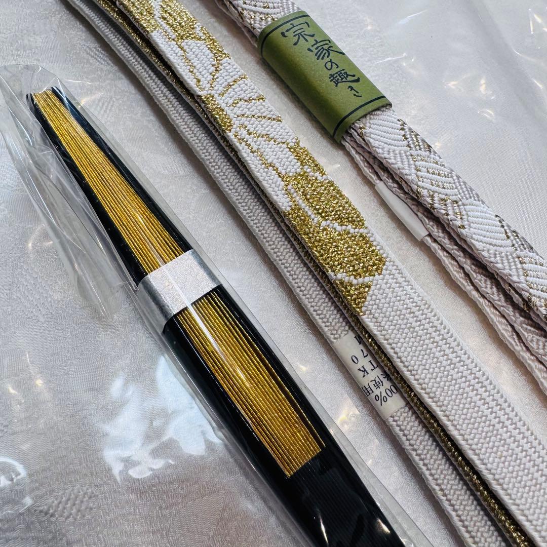 新品未使用品　留袖　正絹　帯揚げ　帯締め 末広　扇　4点セット　着物　白　金