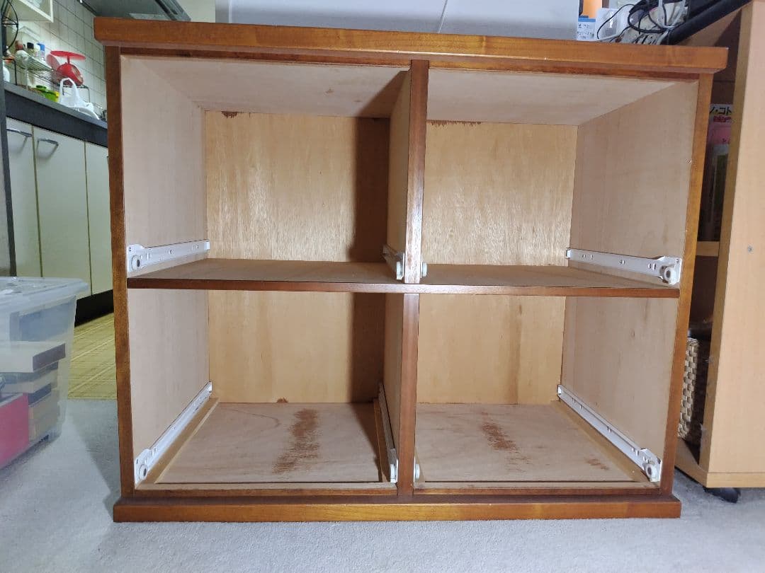 ブラウン木製チェスト 4引き出し