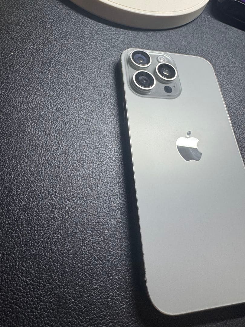 ジャンク品　iphone16 promax 256GB