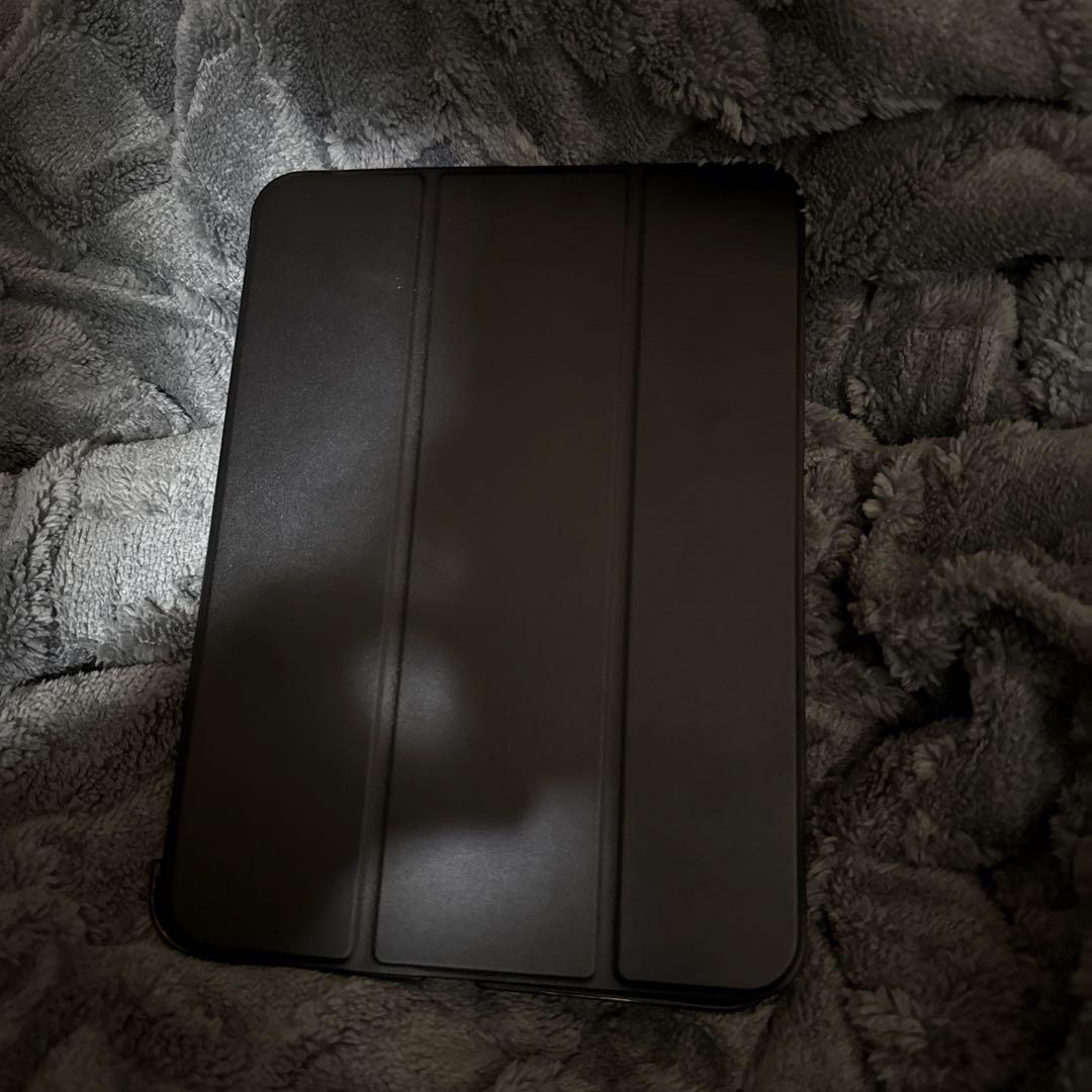 Apple iPad シルバー 本体 箱付き ケース付き フィルム付き