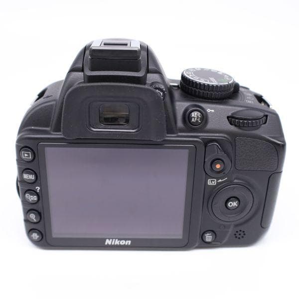 ショット数1,785！■ほぼ新品■ NikonD3100