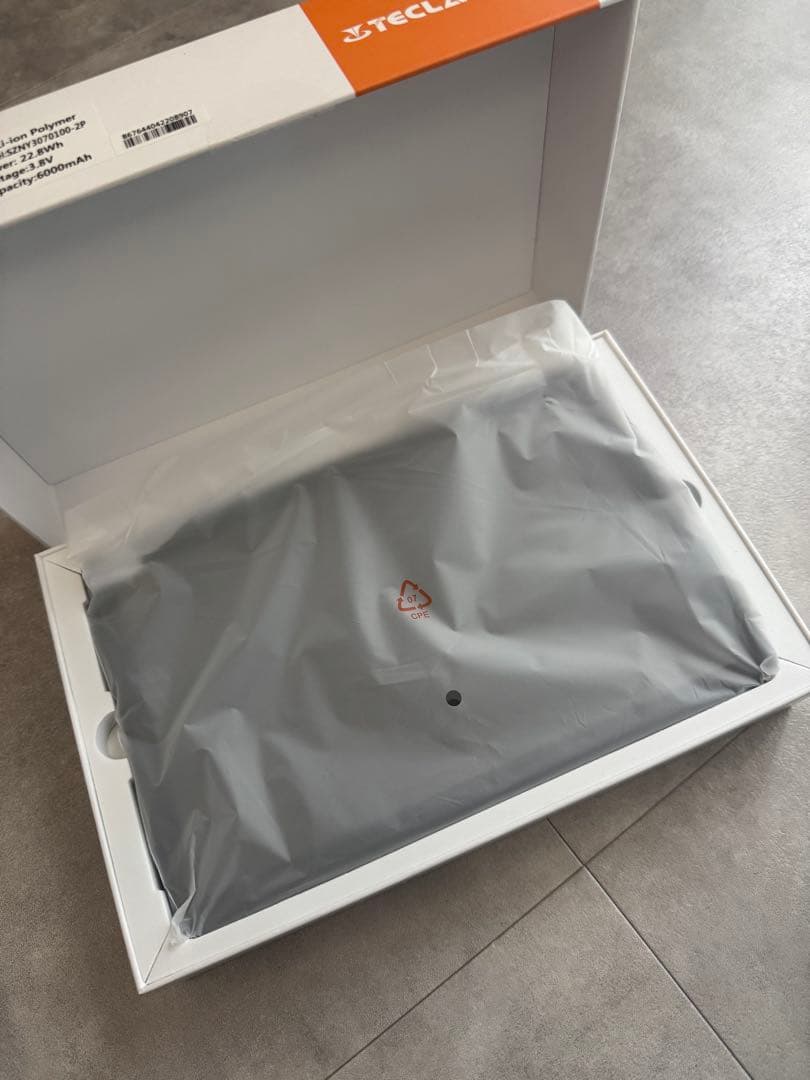 10.1インチ Android12 タブレット本体　新品128GB simフリー