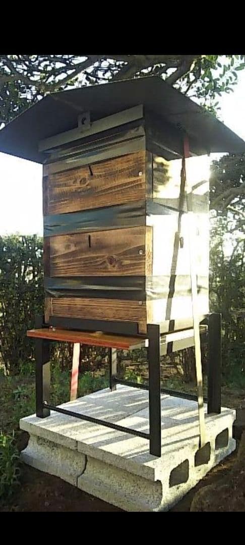 重箱式巣箱台　２台　280ミリ用　ニホンミツバチ　鉄製台