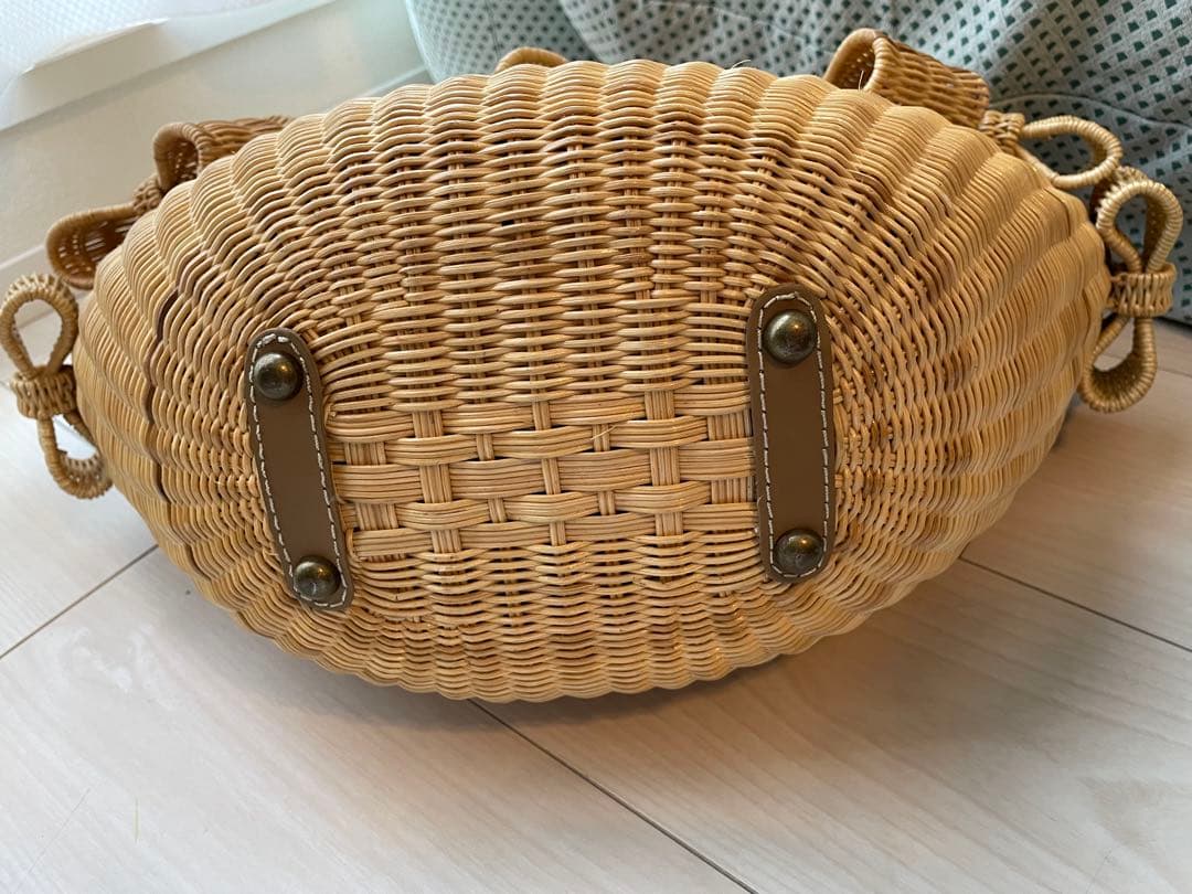 アナトリエ　カゴバッグ　リボン