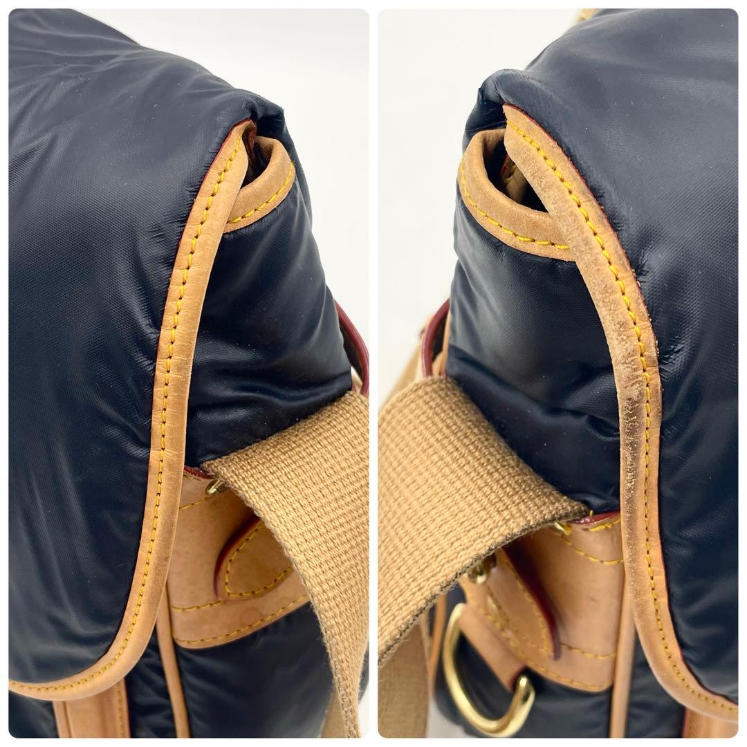 HUNTING WORLD バチュークロス キャリーオール メッセンジャーバッグ