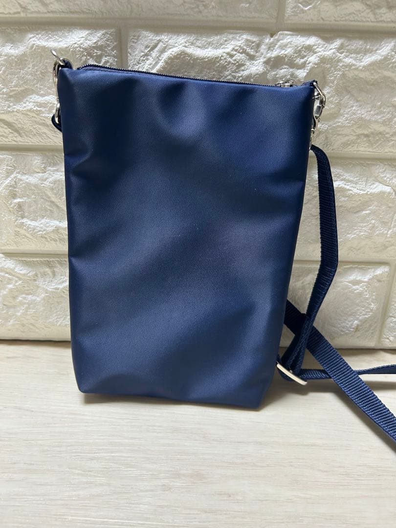 フェイラー　学校フェイラー　ハイジ　スマホショルダー