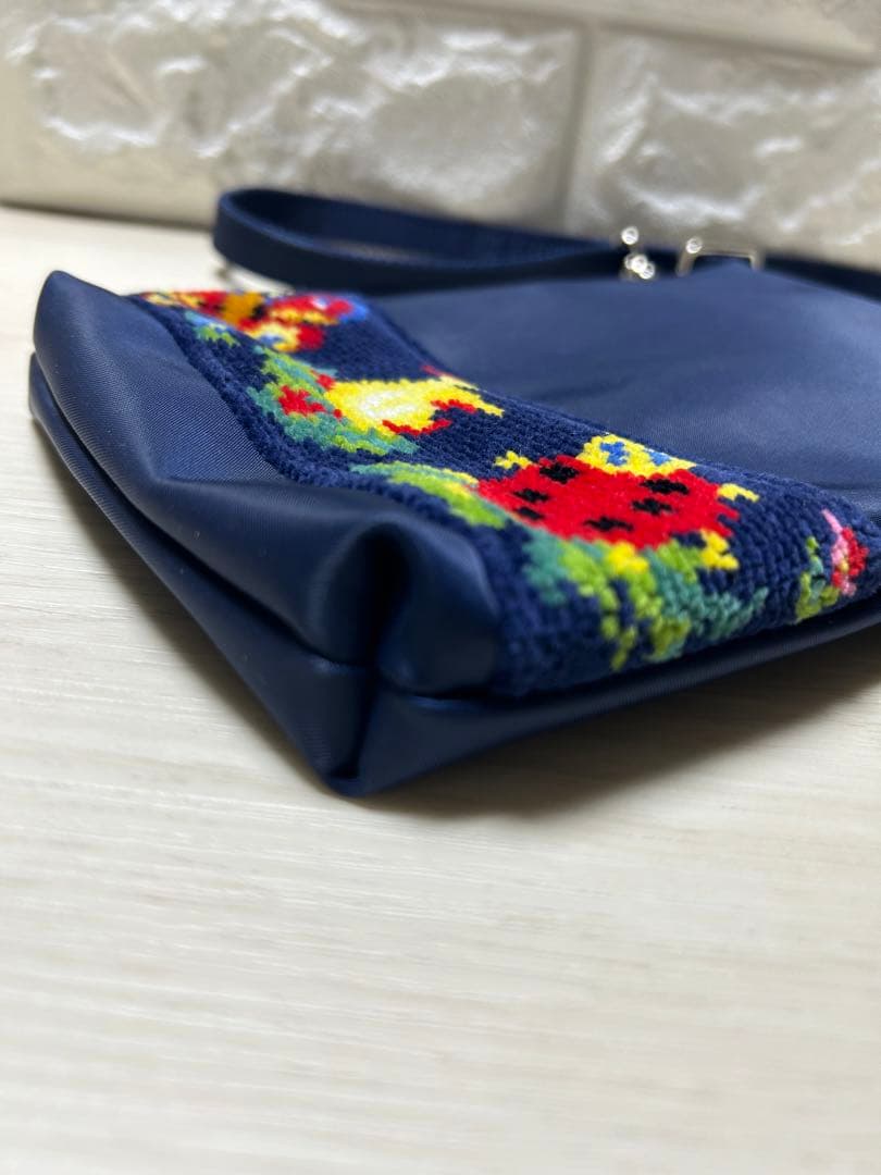 フェイラー　学校フェイラー　ハイジ　スマホショルダー