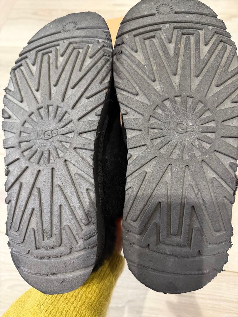 UGG アグ ディスケット ブラック 25cm USA8サイズ